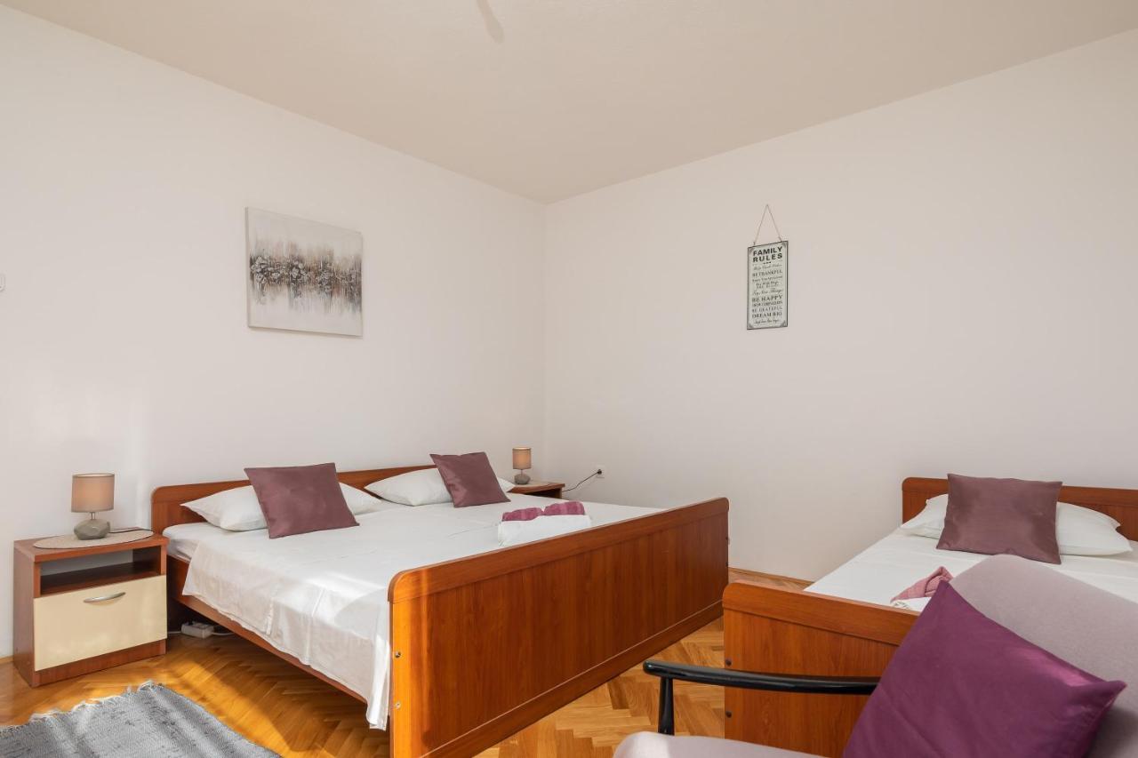 Apartment Beba Dugi Rat Ngoại thất bức ảnh